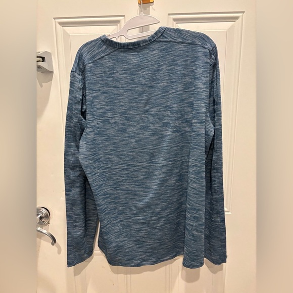 Lululemon Pulse Slub Henley Lightweight Rulu
Heathered Alberta Lake size Large - Picture 4 of 6